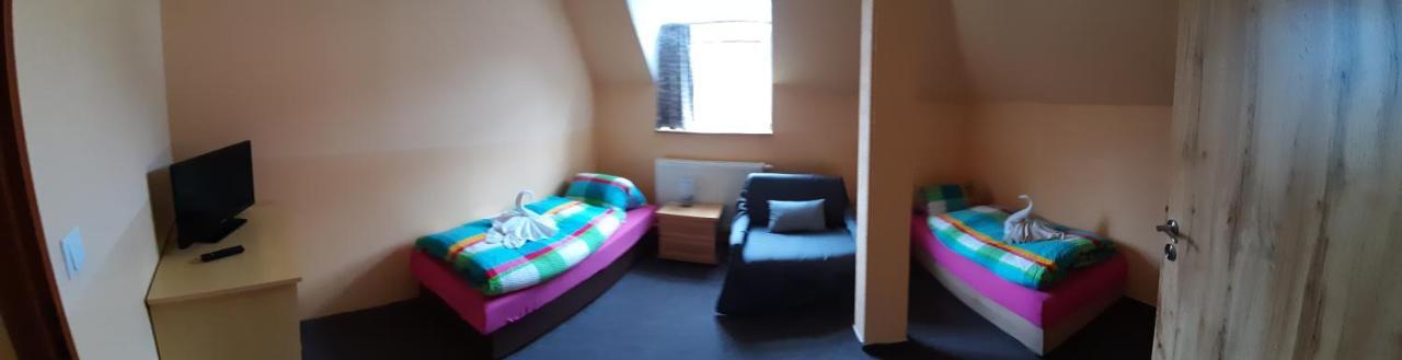 Pension Kobr Vrchlabí Buitenkant foto