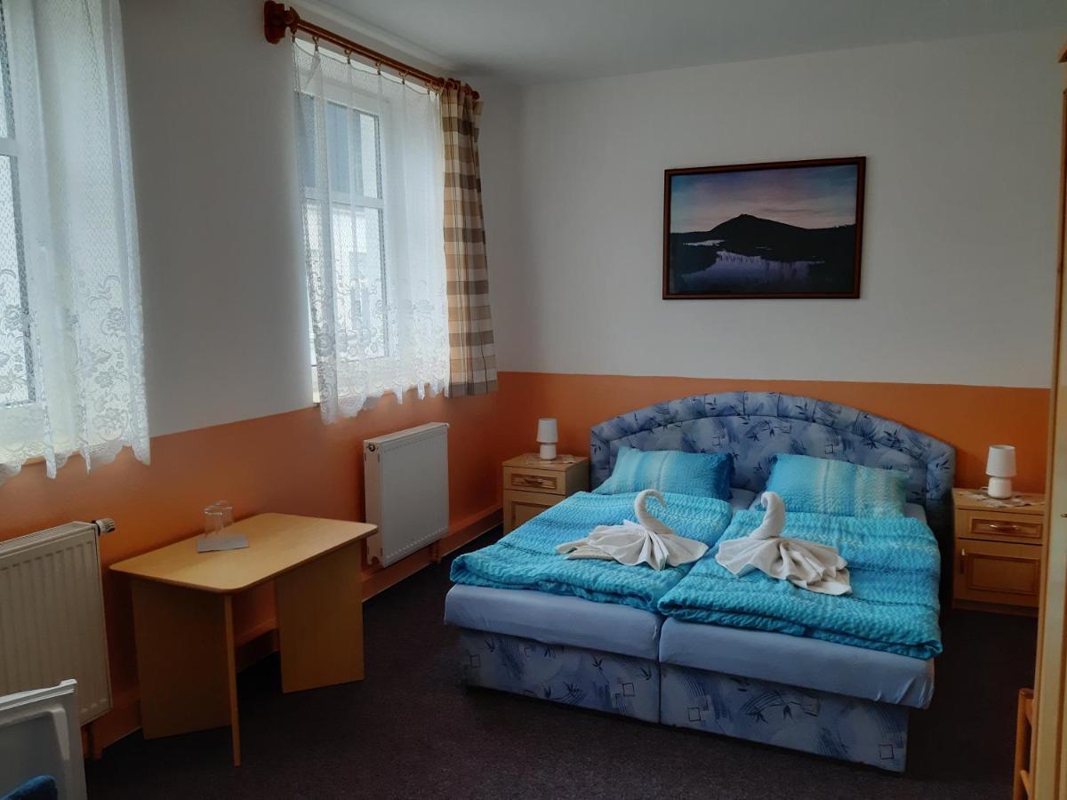 Pension Kobr Vrchlabí Buitenkant foto